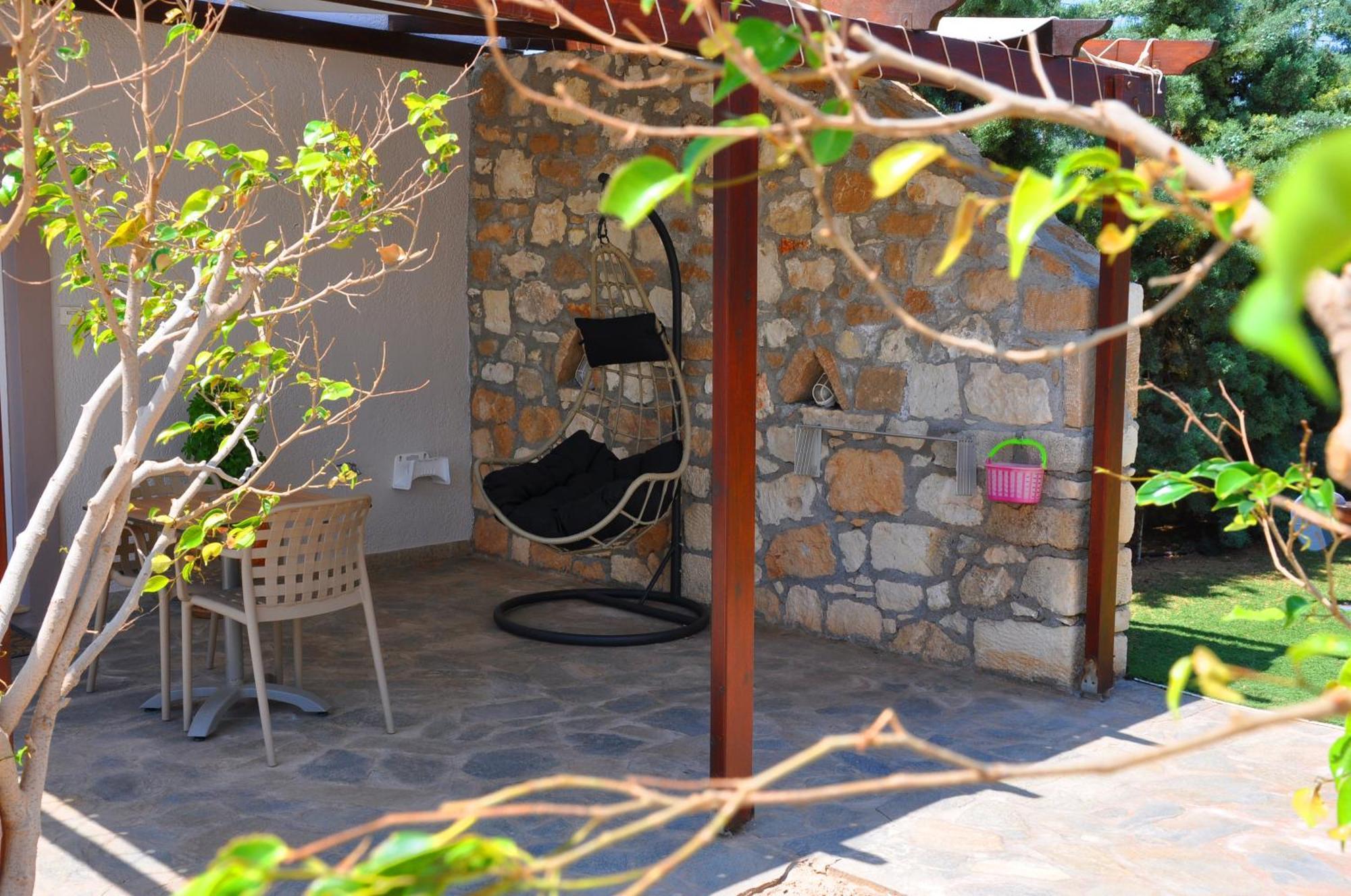 Lagos Studios & Apartments Palekastro Exterior photo