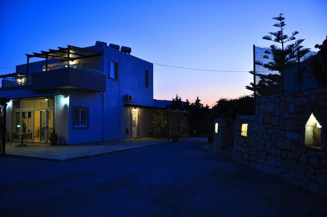 Lagos Studios & Apartments Palekastro Exterior photo